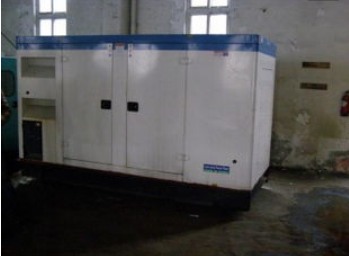 长倘口镇康明斯150kw大型柴油二手发电机组 长倘口镇康明斯150kw大型柴油二手发电机组